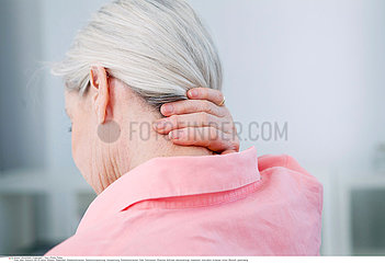 CERVICALGIA IN AN ELDERLY PERSON