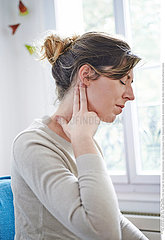 WOMAN WITH EAR PAIN Studio
