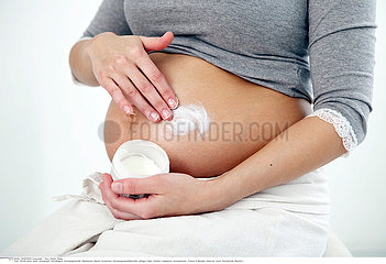 PREGNANT WOMAN  CARE