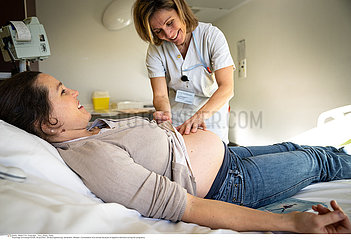 Acupuncture for pregnant women