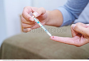 HIV SELF TEST