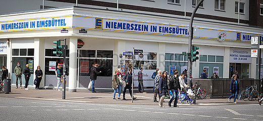 Shopping Rush Hour in Eimsbuettel