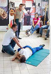 Serie Reportage_115 Erste Hilfe Kurs / First aid