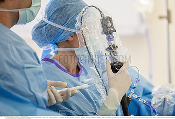 Reportage_255 Harnleiterspiegelung und Nierensteinzertrümmerung / Ureteroscopy and Laser Lithotripsy