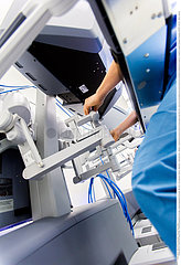 Surgical robot
