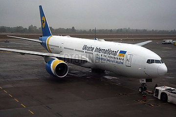 Kiew  Ukraine  Flugzeug der Ukraine International