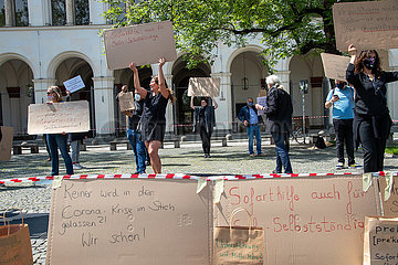 Freiberufler und Soloselbstständige demonstrieren für mehr Unterstützung