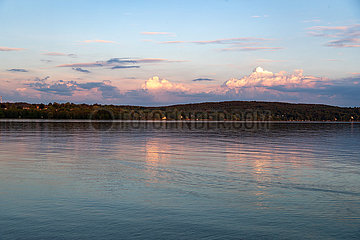 Sonnenuntergang am Starnberger See