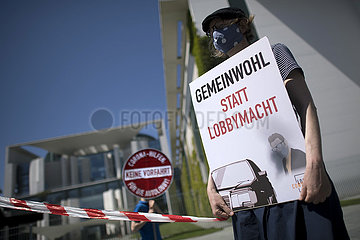 Gegen Abwrackpraemie - Demonstration before coalition summit