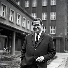 Berlin  Deutsche Demokratische Republik  Karl-Eduard von Schnitzler  Journalist