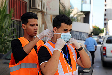 LIBYA-TRIPOLI-COVID-19-jungen Freiwilligen LIBYA-TRIPOLI-COVID-19-junge Freiwillige