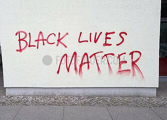 Schriftzug Black lives matter