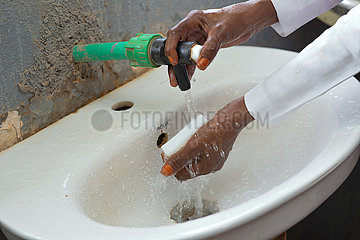 Denan  Somali Region  Aethiopien - Hygiene  Haende waschen