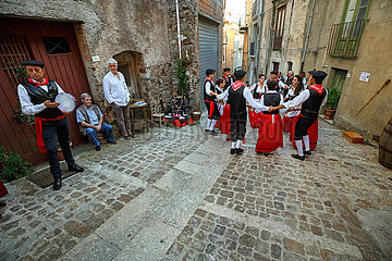 San Mauro Castelverde  Italien - Traditioneller Volkstanz Tarantella  Sizilien