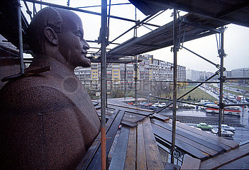 Abriss des Lenindenkmals  Berlin  1991