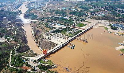 CHINA-GANSU YELLOW-RIVER-BEHÄLTER-Hochwasserabfluss (CN)