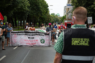 Gemeinsamer Streik der ÖPNV Arbeiter mit FFF in München