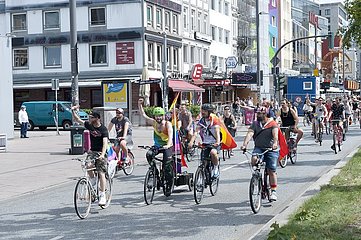 CSD Fahrrad-Demo auf der Reeperbahn