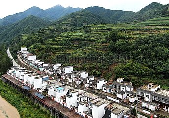 CHINA-HENAN-Songxian Kreis Armutsbekaempfung (CN)