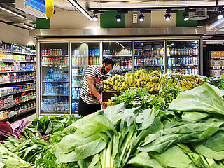 Dubai  UAE  September 2020- Man wearing masks in the supermarket.