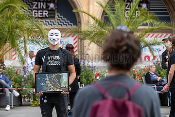 Anonymous for the voiceless in München