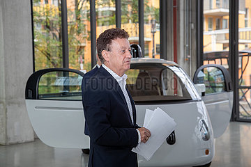 Neuzugang im Verkehrszentrum des Deutschen Museums: Waymo Firefly  eines der ersten autonomen Fahrzeuge