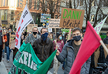 Fridays for Future Demo für den Erhalt des Dannenröder Forst eskaliert