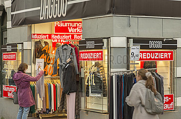 Raeumungsverkauf in Muenchen-Schwabing  17.11.2020