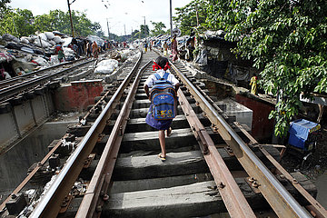 Reportage Tiljala Slum auf den Gleisen von Kolkata