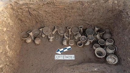 CHINA-HENAN-ARCHAEOLOGY-GRAVE POTTERIES-EXCAVATION (CN)
