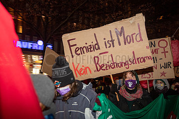 Internationaler Tag gegen Gewalt an Frauen: Demo in München