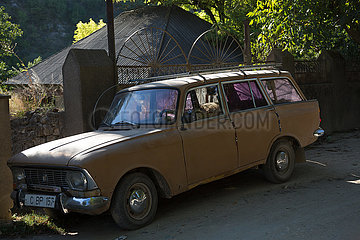 Republik Moldau  Orheiul Vechi - ein alter Moskwitsch-408 Kombi aus den Zeiten der Sowjetunion  1964 bis 1975 in Serie gebaut