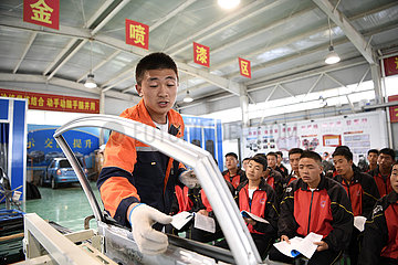Xinhua Headlines: Xi announces major victory in poverty alleviation
