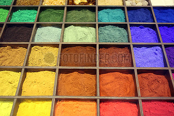 Venedig  Italien  verschiedenfarbige Pigmentpulver