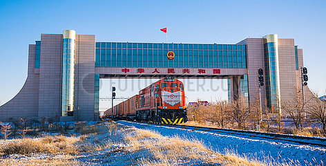 CHINA-INNER MONGOLIA-Erenhot-Güterzug (CN) CHINA-INNER MONGOLIA-Erenhot-Güterzug (CN)