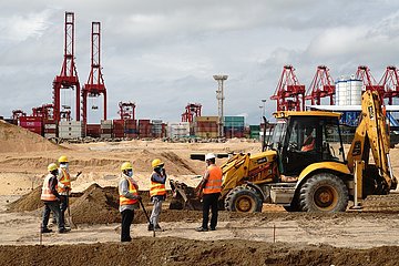 Xinhua Schlagzeilen: China trägt mehr zur globalen Entwicklung nach dem Upgrade ausländischer Hilfe