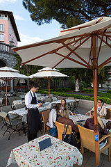 Kroatien  Opatija - Hotel-Restaurant in dem Seebad an der Kvarner-Bucht mit mondaener oesterreichisch-ungarischer Vergangenheit