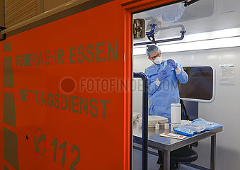 Corona Impfstart  Corona Impfzentrum Essen  Nordrhein-Westfalen  Deutschland