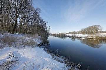 Winterlandschaft  Lippe  Dorsten  Ruhrgebiet  Nordrhein-Westfalen  Deutschland