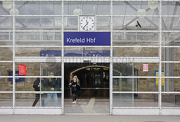Hauptbahnhof  Krefeld  Nordrhein-Westfalen  Deutschland