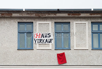 Berlin  Deutschland - Mieterprotest gegen den Verkauf von Mietwohnungen