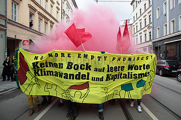 No more empty promises: Demo zum globalen Klimastreik in München