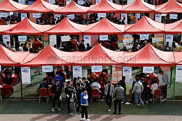 CHINA-QINGHAI-SPRING CAMPUS JOB FAIR FOR GRADUATES (CN)