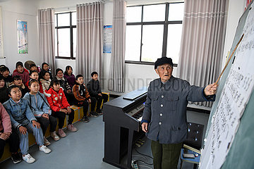 CHINA-ANHUI-Dingyuan-Land-TEACHER (CN)
