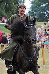 Nykoeping  Pferd und Reiter bei einem Ritterturnier