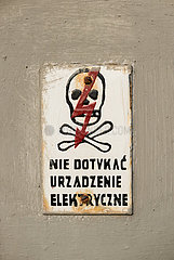 Polen  Wroclaw (Breslau) - Warnung vor Stromschlag (Nicht anfassen  elektrisches Geraet)