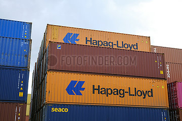 Hapag-Lloyd Container  Hafen Koeln Niehl  Container am Containerterminal  Nordrhein-Westfalen  Deutschland  Europa