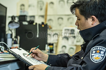 CHINA-GUIZHOU-GUIYANG-POLICE PROFILE ARTIST (CN)