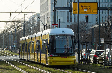 Berlin  Deutschland - Tram der Linie M10 in Richtung Moabit