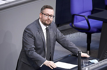 Plenum  Dt. Bundestag  Reichstagsgebaeude  20. Mai 2021